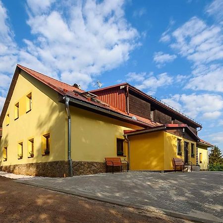 Chalupa Krenov 62 Bernartice  Екстер'єр фото